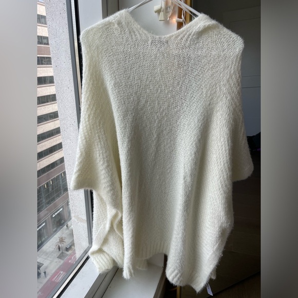 Soft Cream Cardigan - Picture 2 of 2